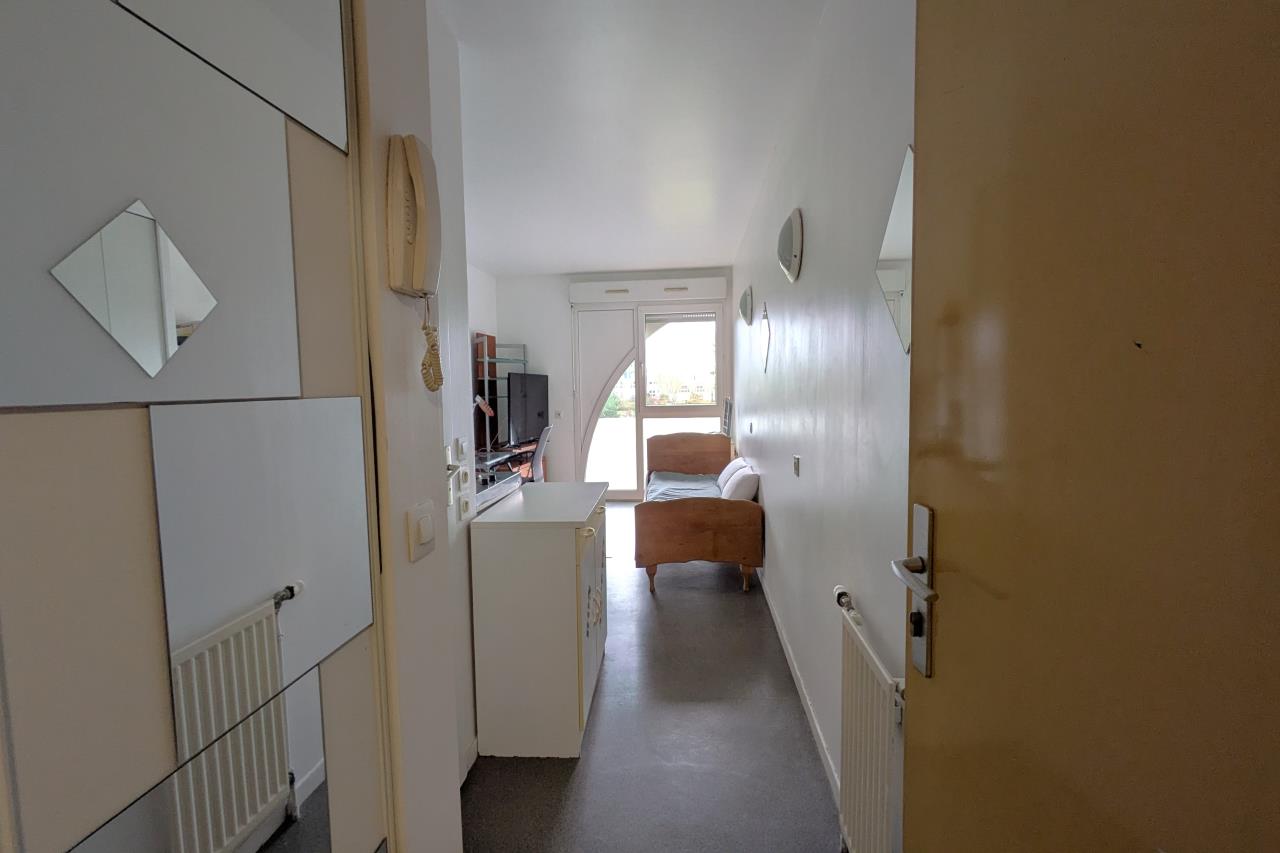 Studio Quetigny proche Facultés — photo 1 sur 5